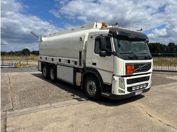 Грузовик-цистерна VOLVO FM