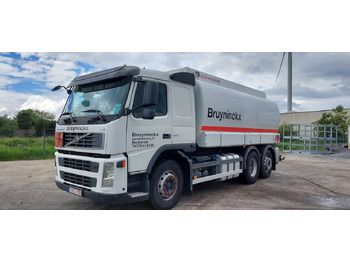 Грузовик-цистерна VOLVO FM