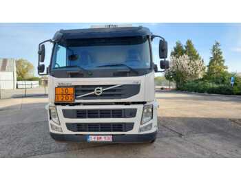 Грузовик-цистерна Volvo FMFH: фото 4