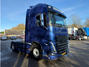 Тягач Volvo FH 460 Globetrotter XL 2x tank Standairco 405.369KM! NL Truck - APK 09-2026: фото 4