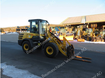 Колёсный погрузчик TEREX