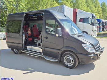 Микроавтобус MERCEDES-BENZ Sprinter 319