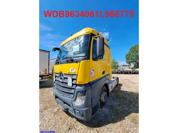 Тягач MERCEDES-BENZ Actros 1843