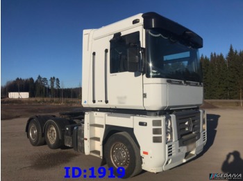 Тягач RENAULT Magnum 6x2 460 Manual: фото 1