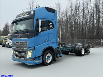Грузовик-шасси VOLVO FH16 750