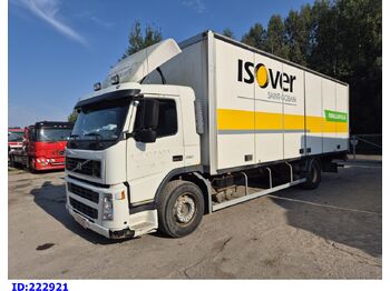 Грузовик с закрытым кузовом VOLVO FM9 260