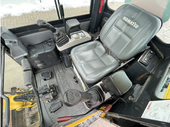 Мини-экскаватор Komatsu PC16R-3: фото 3