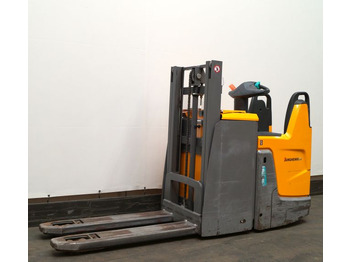 Штабелер JUNGHEINRICH ERD