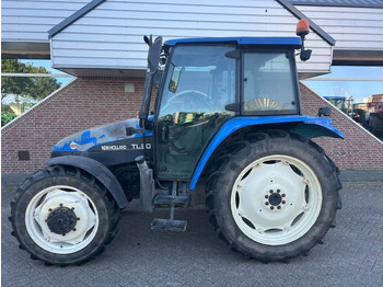Трактор New Holland TL 90: фото 2
