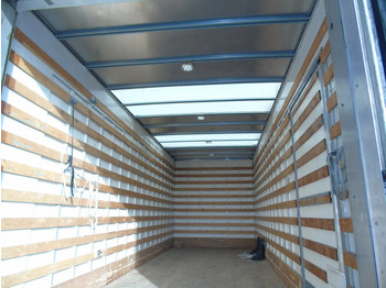 Грузовик с закрытым кузовом Renault D 12.220 + SPECIAL LIFT + EURO 6: фото 4