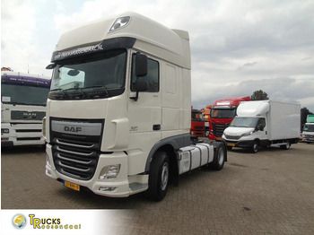 Тягач DAF XF 460