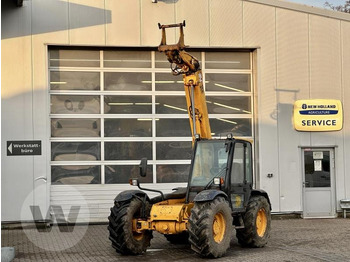 Телескопический погрузчик JCB