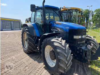 Трактор New Holland TM 190: фото 4