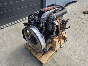 Двигатель RENAULT DXI5 215-EC06 / 158kW / COMPLETE ENGINE / DEUTZ: фото 4 Двигатель RENAULT DXI5 215-EC06 / 158kW / COMPLETE ENGINE / DEUTZ: фото 4