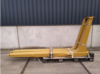 Навесное оборудование CATERPILLAR