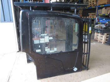 Кабина CATERPILLAR