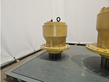 Поворотный редуктор CATERPILLAR