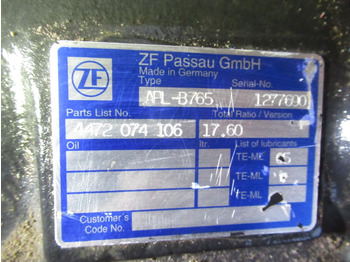 Передняя ось HITACHI