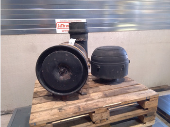 Воздушный фильтр HITACHI