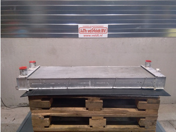 Радиатор HITACHI