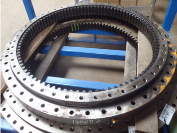 Поворотное кольцо LIEBHERR