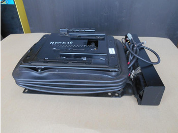 Сиденье NEW HOLLAND