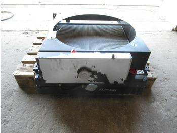 Радиатор NEW HOLLAND