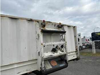 Полуприцеп бортовой/ Платформа KRONE SD P: фото 2 Полуприцеп бортовой/ Платформа KRONE SD P: фото 2