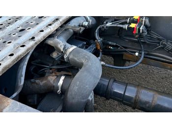 Тягач Scania R410: фото 5