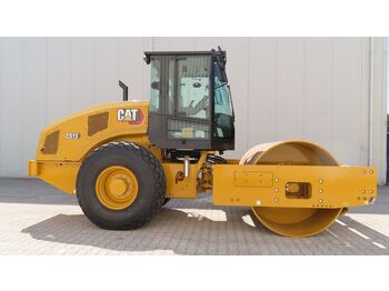Компактор CATERPILLAR