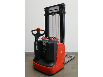 Штабелер LINDE L12