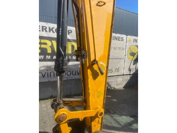 Колёсный экскаватор JCB JS 175 W: фото 4