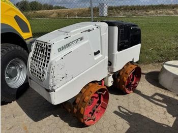 Каток BOMAG