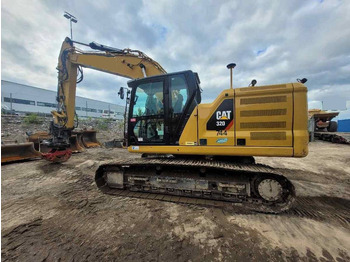 Гусеничный экскаватор CATERPILLAR 320