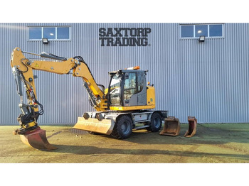 Колёсный экскаватор LIEBHERR A 910