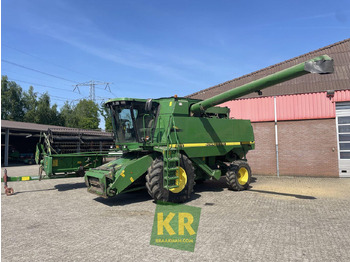 Зерноуборочный комбайн JOHN DEERE
