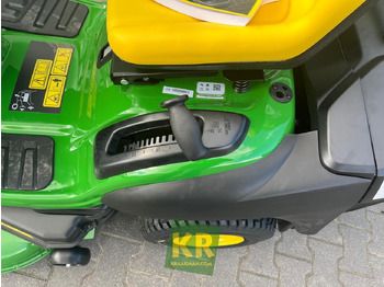 Газонокосилка JOHN DEERE