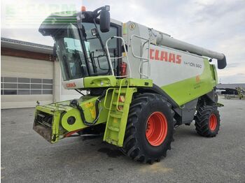 Зерноуборочный комбайн CLAAS Lexion