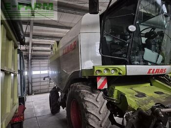 Зерноуборочный комбайн CLAAS Lexion 620