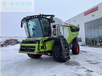 Зерноуборочный комбайн CLAAS Lexion