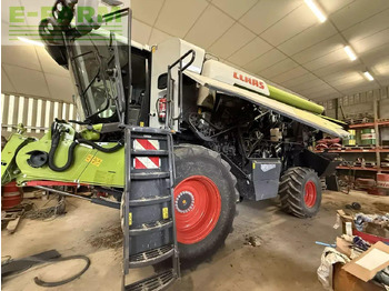 Зерноуборочный комбайн CLAAS Lexion 760