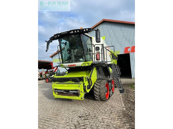 Зерноуборочный комбайн CLAAS Lexion 8700