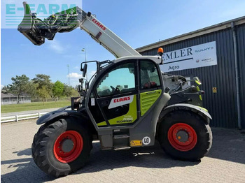 Телескопический погрузчик CLAAS
