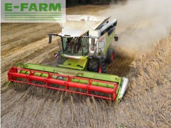Зерноуборочный комбайн CLAAS Trion 730