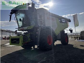 Зерноуборочный комбайн CLAAS Trion 750