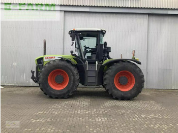 Трактор CLAAS Xerion 3300