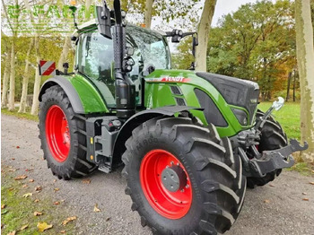 Трактор FENDT 718 Vario