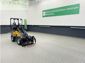 Мини-экскаватор GIANT