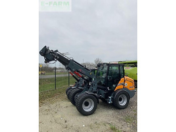 Телескопический погрузчик GIANT