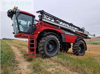 Прицепной опрыскиватель HORSCH